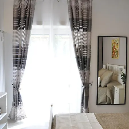 Maison Romana Apartamento